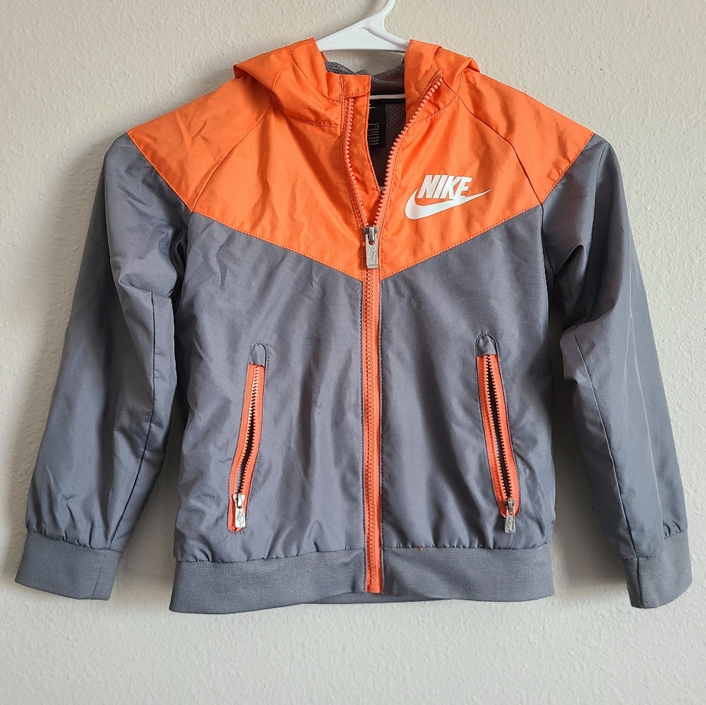 Kids Nike Windbreaker, Size 5